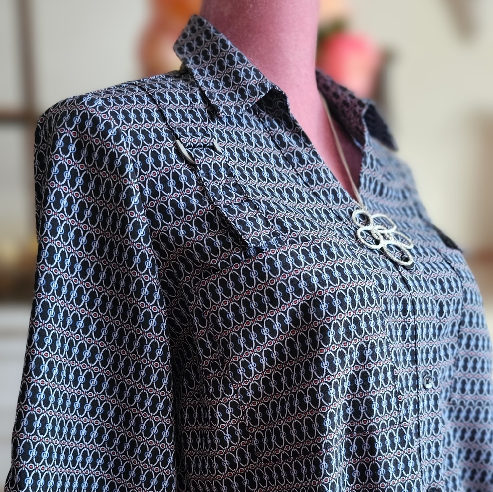 Jones New York shirtdress. Size Medium.